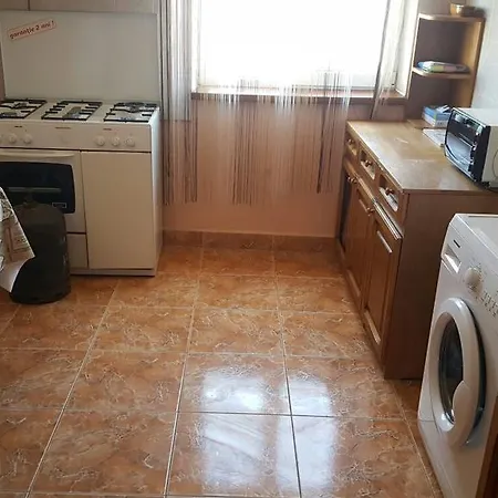 Apartament De Inchiriat/regim Hotelier/3cam Appartamento Jurilovca